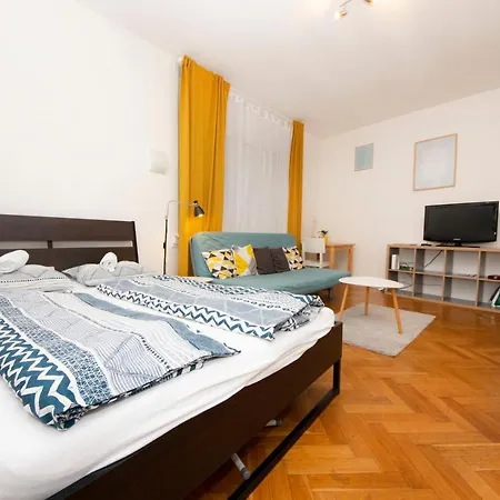 Fresh Bright Studio In City Centre Apartamento Bratislava